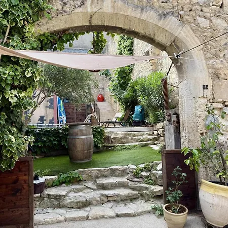 Le Du Clos